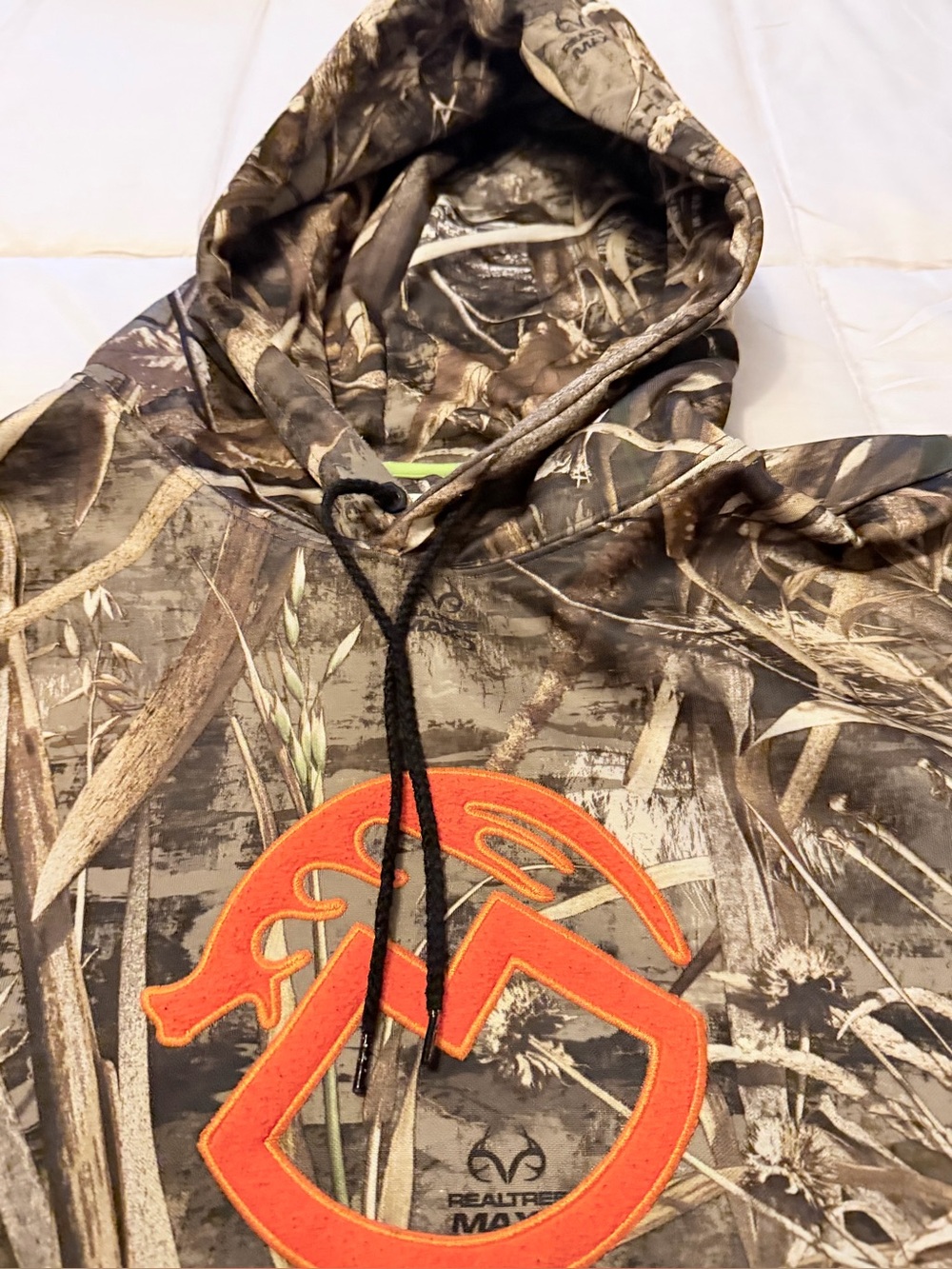 Magellan Outdoors Realtree Camo Hoodie with Bright Orange Logo mens size 2XL
